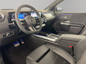 https://vehicle.imgix.net/4313862/c266e41d-4969-439d-a603-869081b3acd6.jpg