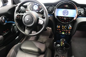 image du véhicule MINI F56 Cooper SE
