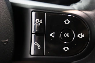 https://vehicle.imgix.net/4313891/f7821491-98c0-4dec-8cbe-cbf69ffa419f.JPG