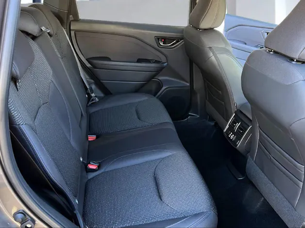 Subaru Forester Station 2.0i e-Boxer Swiss Plus 2026er Model
