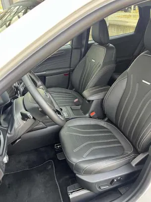 Ford Kuga 2.5 Hybrid Vignale 4x4