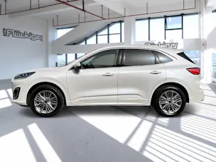 Ford Kuga 2.5 Hybrid Vignale 4x4