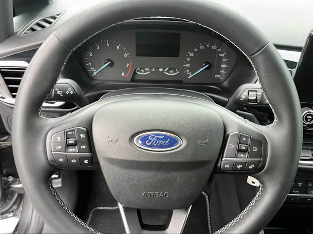 Ford Fiesta 1.0 EcoB Hybrid Automat Titanium