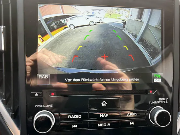 Subaru Forester Station 2.0i e-Boxer Swiss Plus