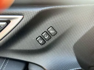 Subaru Forester Station 2.0i e-Boxer Swiss Plus