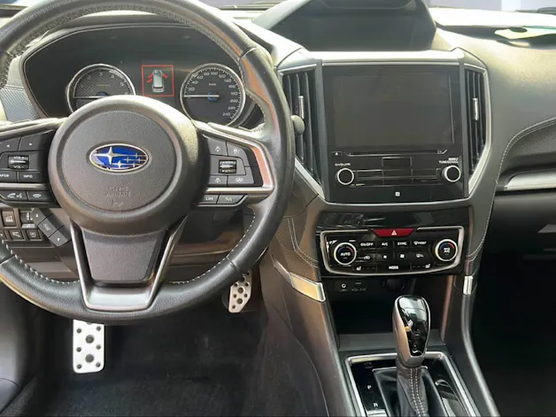 Subaru Forester Station 2.0i e-Boxer Swiss Plus