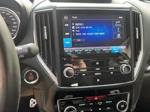 Subaru Forester Station 2.0i e-Boxer Swiss Plus
