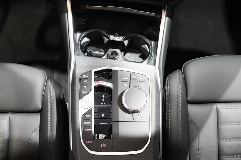 image du véhicule BMW 3 SERIES