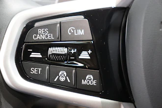 https://vehicle.imgix.net/4313921/2640a288-2e01-45a5-b6a2-1ed2c2d77f4f.JPG