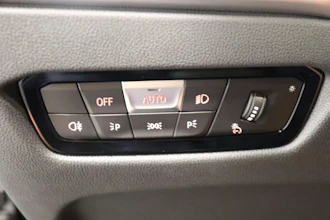 https://vehicle.imgix.net/4313921/470f3aaf-7fcd-44af-98d6-4ebb52e56f27.JPG
