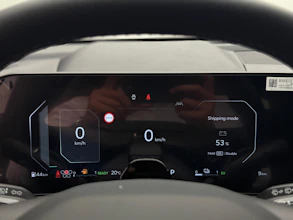 https://vehicle.imgix.net/4313989/a44556bb-67b1-4509-a498-d757c3b009f3.jpeg