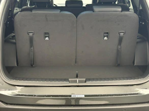 https://vehicle.imgix.net/4313989/d1f7a36a-e821-45bd-918c-1a7263e8c24f.jpeg