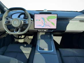 https://vehicle.imgix.net/4314008/1899094f-23e5-401d-91d5-d9ea0377b9fa.jpg
