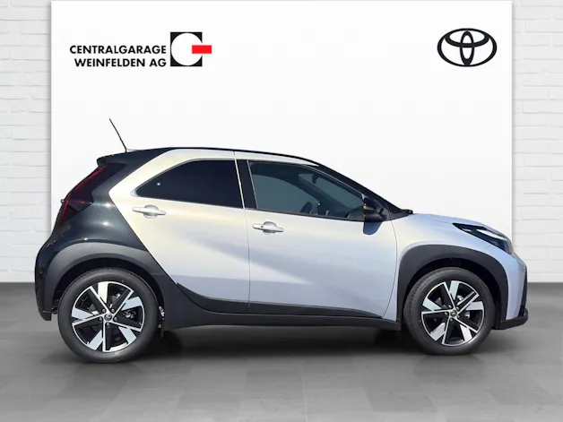 Toyota Aygo X 1.5 VVT-i HSD Trend