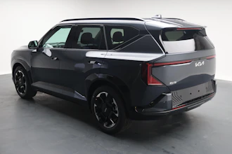 https://vehicle.imgix.net/4314027/430f240c-e07d-4764-a9de-733307ddd8ee.JPG