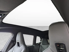 https://vehicle.imgix.net/4314055/42d412a2-2e73-4117-afc9-9df6e00acb8e.jpg