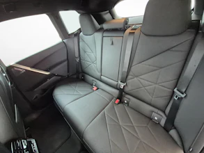 https://vehicle.imgix.net/4314055/68deb262-87ae-4df8-92c4-2d0fa0e697b1.jpg