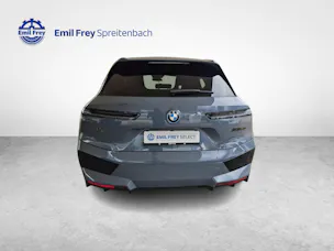 BMW iX M60 / ab 0,99% Leasing bei Abschluss einer Protect Autoversicherung