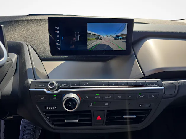 BMW i3 120 Ah / Jetzt mit attraktivem 1.99% Leasing