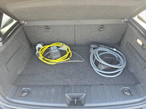 https://vehicle.imgix.net/4314058/9975e69b-9495-45ff-89ad-7db5b1bad49c.jpg