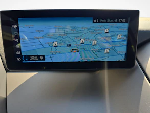 https://vehicle.imgix.net/4314058/a7a6d0aa-3120-4a93-9805-36a8cb76e30a.jpg
