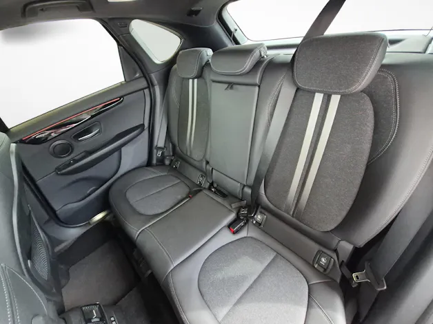 BMW 218d xDrive Active Tourer / Jetzt mit attraktivem 1.9% Leasing!