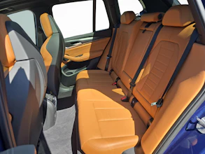 https://vehicle.imgix.net/4314084/d2678995-d0e9-4965-97bc-445df65217c8.jpg