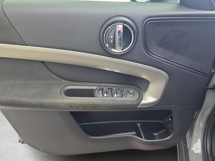 Fahrzeugbild MINI COUNTRYMAN