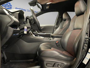 https://vehicle.imgix.net/4314110/258f0422-59ef-4586-873c-8b22ddee0728.jpg