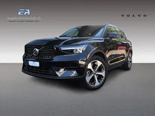 Volvo XC40 2.0 B3 MH Plus Dark