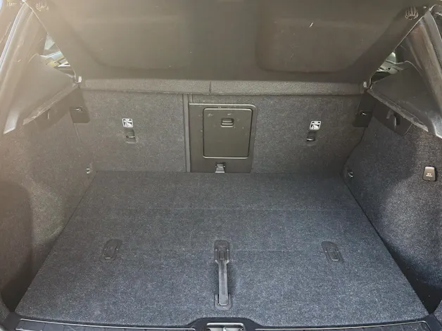 Volvo XC40 2.0 B3 MH Plus Dark
