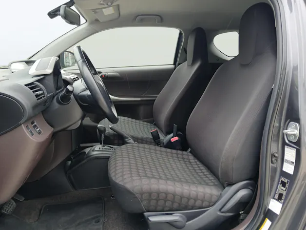 Toyota iQ 1.33 VVT-i Q3 MiD