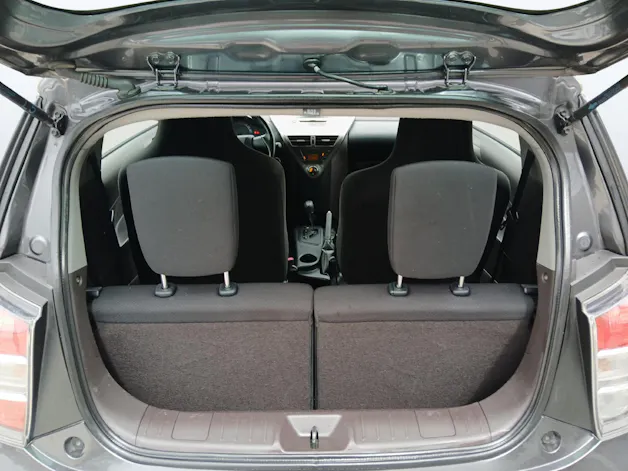 Toyota iQ 1.33 VVT-i Q3 MiD