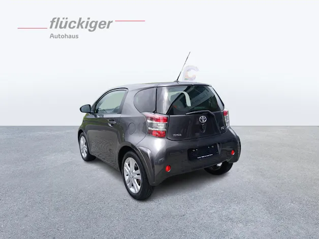 Toyota iQ 1.33 VVT-i Q3 MiD