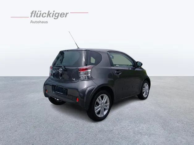 Toyota iQ 1.33 VVT-i Q3 MiD