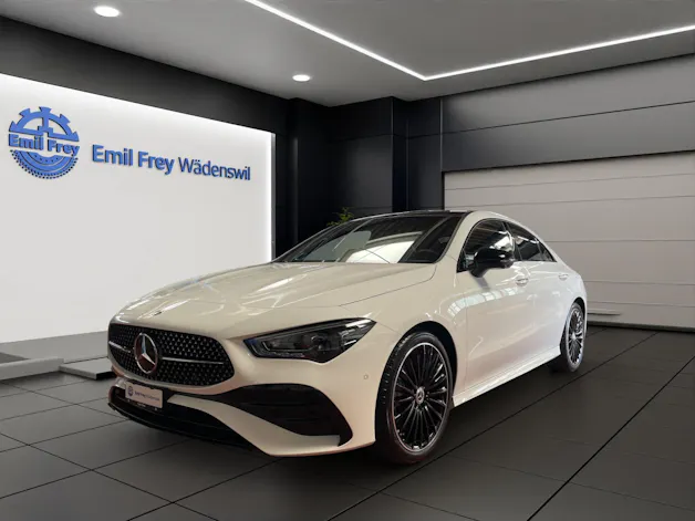 Mercedes-Benz CLA 200 AMG Line