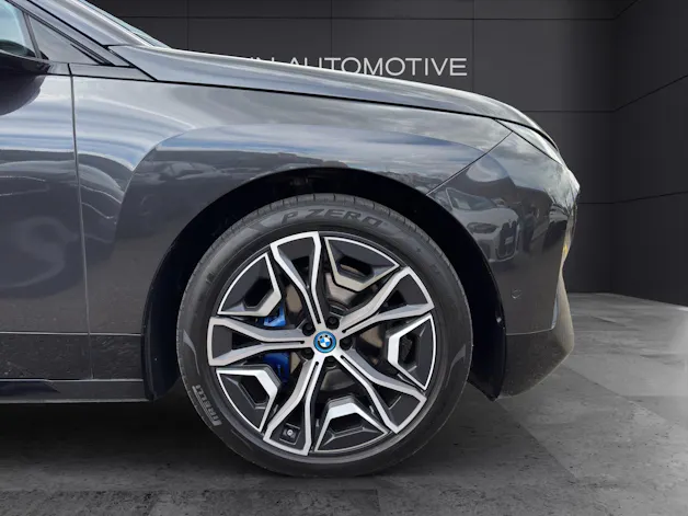 BMW iX xDrive40