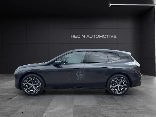 BMW iX xDrive40