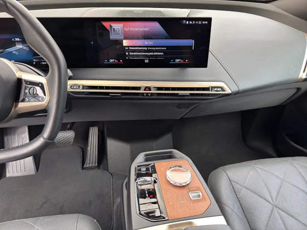 BMW iX xDrive40