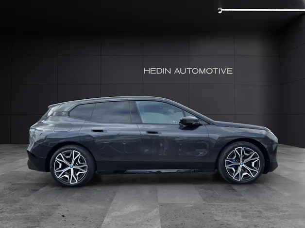 BMW iX xDrive40