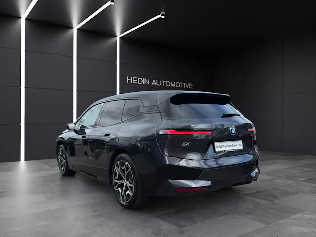 BMW iX xDrive40