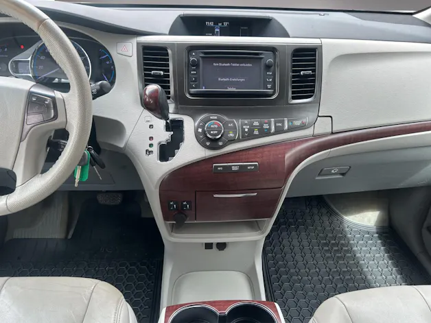 Toyota Sienna 3.5 V6 AWD