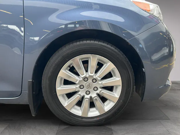 Toyota Sienna 3.5 V6 AWD