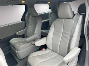 Toyota Sienna 3.5 V6 AWD