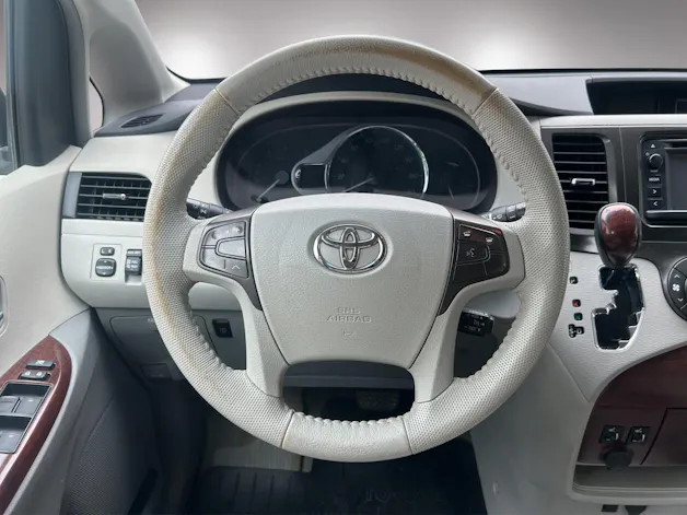 Toyota Sienna 3.5 V6 AWD