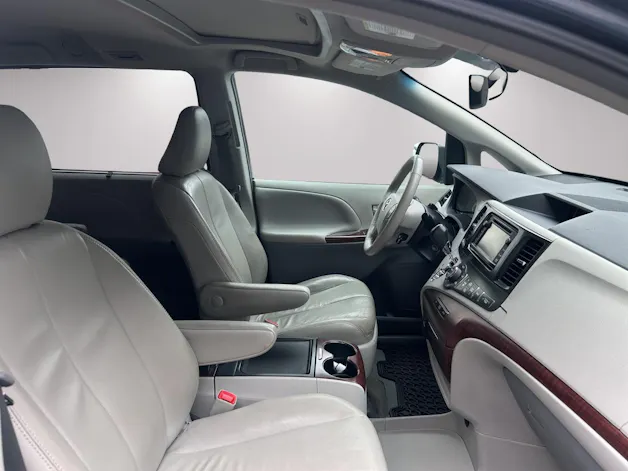 Toyota Sienna 3.5 V6 AWD
