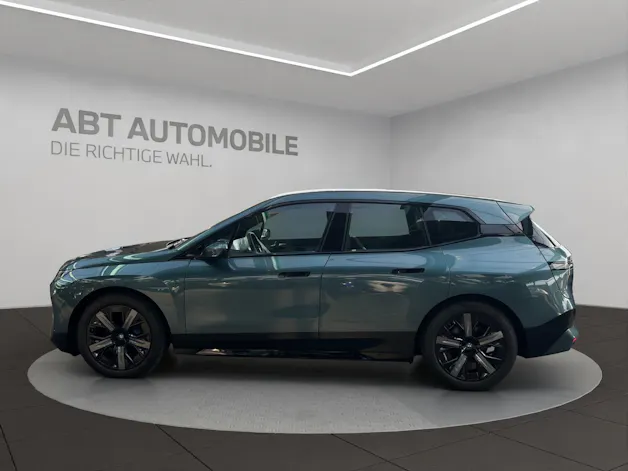 BMW iX xDrive50