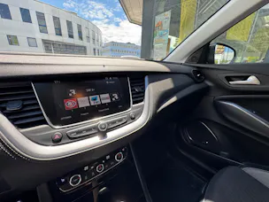 Opel Grandland X 1.6Turbo Ultimate