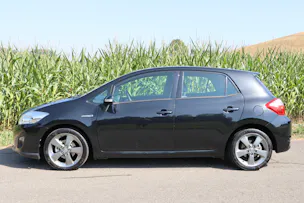 Toyota Auris 1.8 HSD Linea Luna