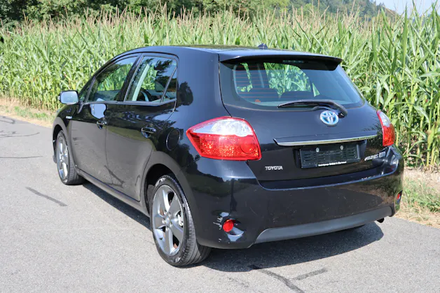Toyota Auris 1.8 HSD Linea Luna